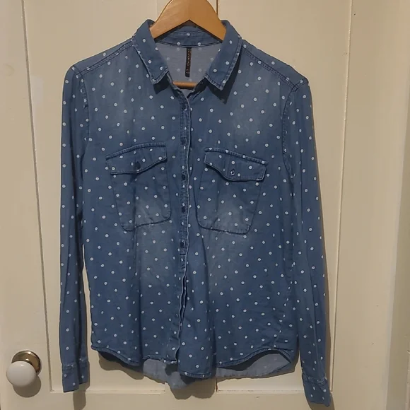 Blue Polka Dot Button-Up Shirt Denim Style - Picture 1 of 4
